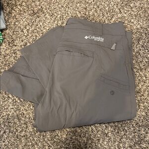 Columbia Men's Green Fishing Pants